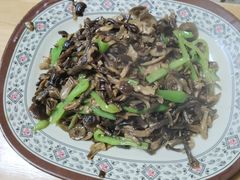 -农家土菜老煨锅(木鱼镇店)