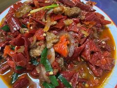 辣皮子肉拌面-托克逊老四号餐厅