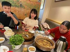 -胡须佬鸡煲四季火锅店(石厦西村直营店)