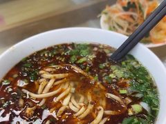 -陇上全荟兰州传统牛肉面(延吉路店)