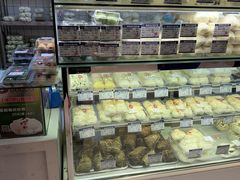 -白玉兰食品甜凤店(合生汇店)