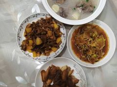 -爱的果实月嫂育婴师(世纪东方店)
