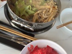 -七欣天香辣蟹火锅(闵行浦江欢乐颂店)