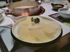 -洪氏嗨捞·猪肚鸡火锅(阳光天地店)