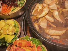 -芸鲜季·云南野生菌餐厅· 云南风物味研社(闵行店)