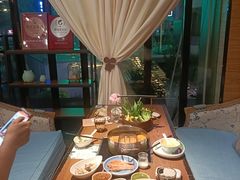 -樾餐厅泰式海鲜火锅(民歌湖店)