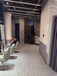 -PE SALON 