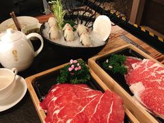 企鹅丸-湊湊火锅·茶憩(恒隆广场店)