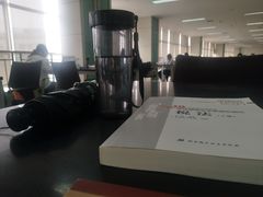-湖北经济学院-图书馆