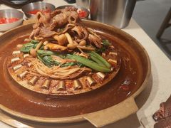 -蚂蚁洞·烤肉大营地(上海静安大悦城店)