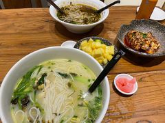 -茶花妹子云南餐厅(传媒大学店)