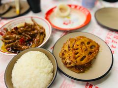 -堂瓦里·33年传统赣菜(第一街区店)