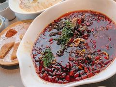 -有红鸡毛店·川菜(建设路店)