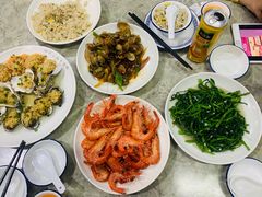 -四川小胡子海鲜(丁村万人海鲜广场店)