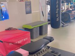 -中田健身工作室(绿地大道店)
