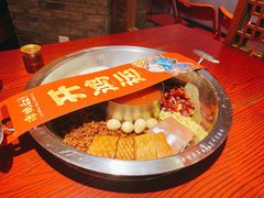 精品鸳鸯锅-谭鸭血老火锅(远大购物广场店)