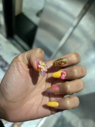 -斯馨·健康美甲美睫