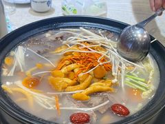 -九寨沟特色牦牛肉汤锅