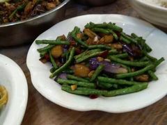 长豆角炒茄子-栖凤渡烧鸡公