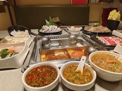 -海底捞火锅(宝龙广场夜宵主题店)