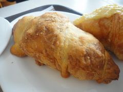 牛角包-可颂坊(中心书城店)