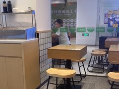 -蒙自源米线大王(花园城商场店)
