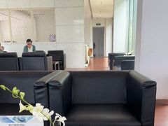 -杭州中升之星奔驰4S店(滨江店)