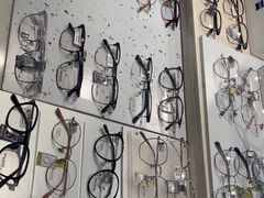 -瑞司视光眼镜·蔡司战略合作眼镜店(新街口店)