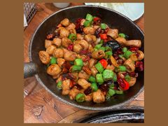 鹅卵石爆肥肠-老板恋上鱼(振华商厦店)