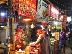 -洪河半边街夜市