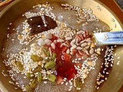 -包整·丝娃娃(一览甲秀楼风景店)