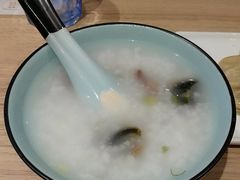 -必胜客(WOW中心城店)