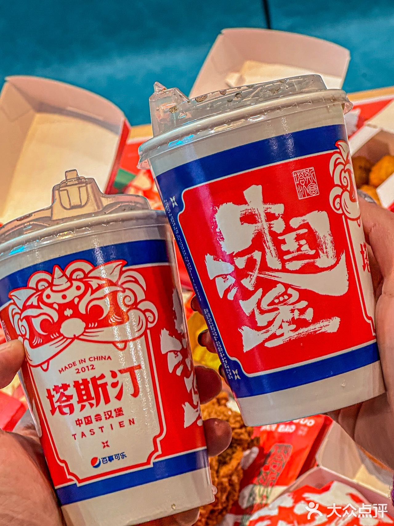 聚会点了一桌竟然不到100r！中国汉堡yyds