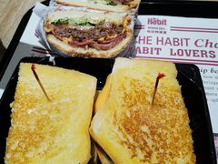 -The Habit Burger Grill 哈比特汉堡(爱琴海店)