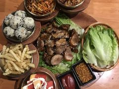 -肥肥虾庄·金牌油焖大虾(杨园滨江时代walk店)