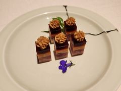 -三利音·玖弄小鲜(浦东嘉里城店)