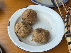 -包整·丝娃娃(一览甲秀楼风景店)