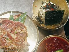 -草家酱蟹炭火烤肉店(珲春南路二店)