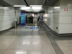 -闸弄口(地铁站)