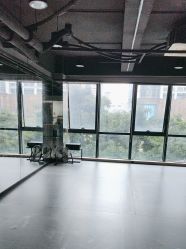 -STAR舞蹈工作室