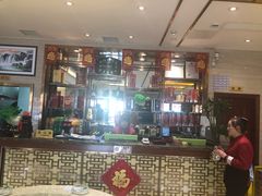 -老六饭店(翠通路店)