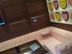-范特西FANTASY量贩式KTV(民主广场店)
