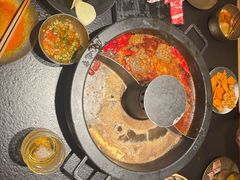-晓宇重庆火锅(西安荟聚店)