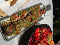 -巴厘龙虾·榜首油焖大虾(音乐学院·沿江酒馆店)