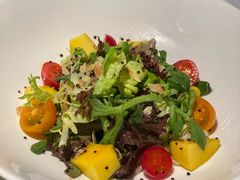 -MONICH牛排融合餐厅(和义大道购物中心店)