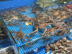 -霞涌市场海鲜摆卖区