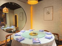 -泉畔人家·老济南经典鲁菜(大明湖店)