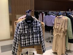 -广州周大福金融中心