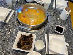 -一席地·本地鸡窝·杭帮鸡火锅(萧山银隆百货店)