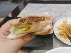 -高玛纳驴肉火烧(一世界店)